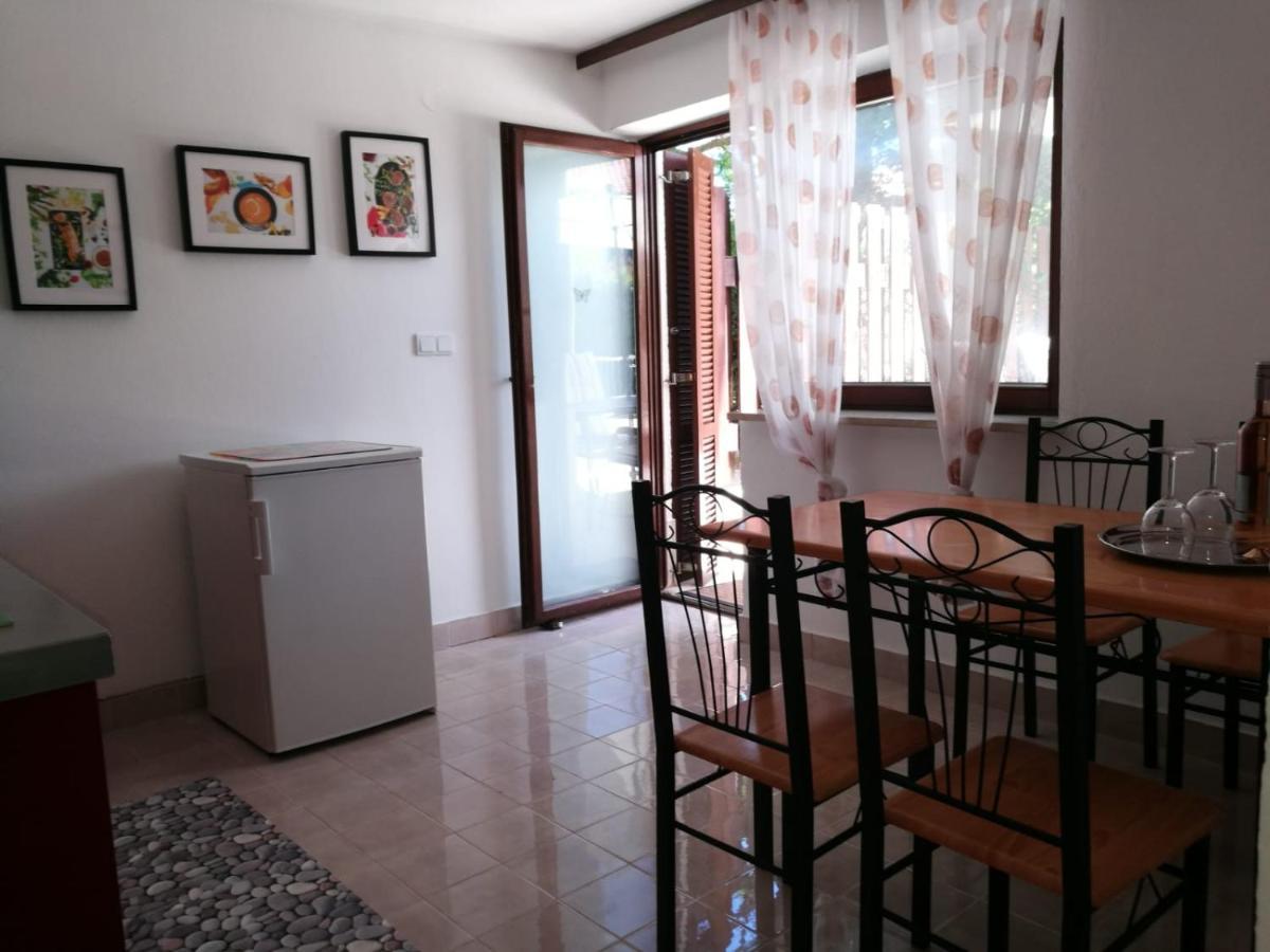 Ferienhaus Bozena Appartment 2 Orsera Esterno foto